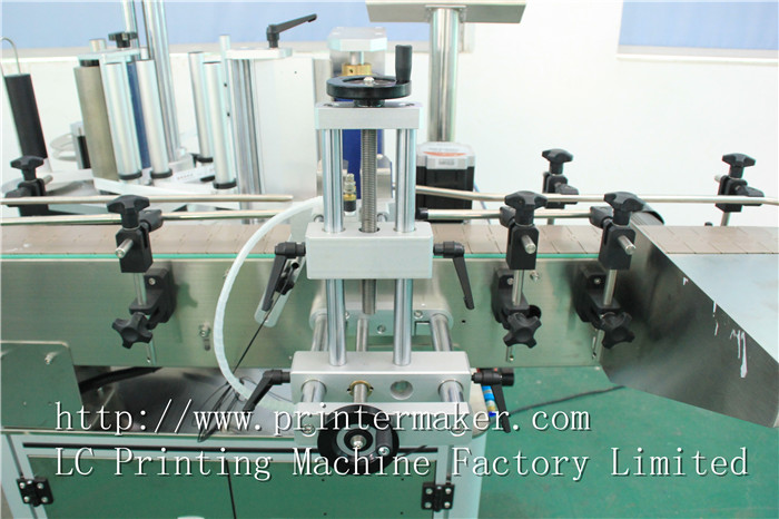 Automatic Labeling Machine For Bottles