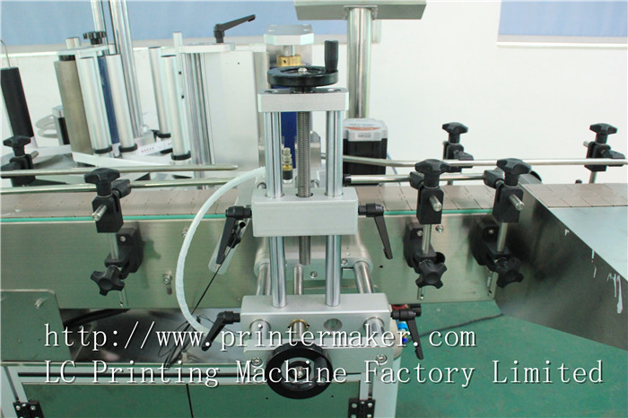 Automatic Labeling Machine For Bottles
