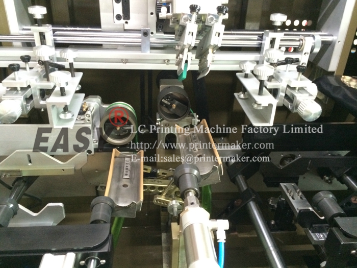 Fully Automatic UV Silk Screen Printing Machine on Sport Bottles