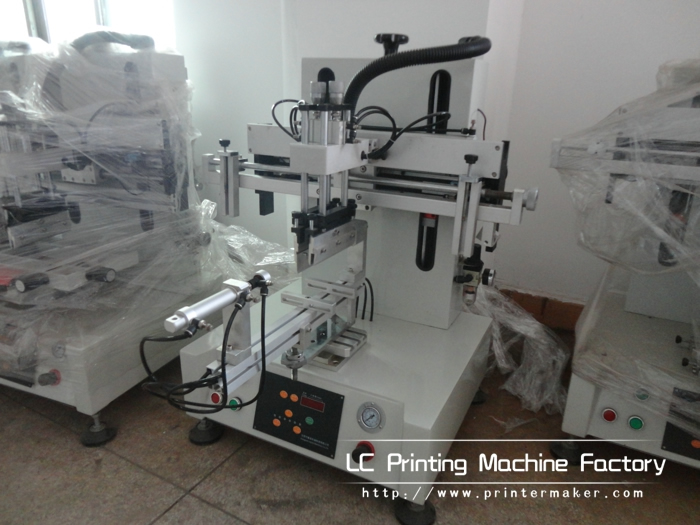 New Desktop Screen Printing Machine for Cylindrical Products