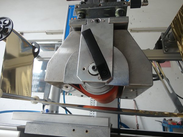 Flat and Cylindrical Hot Stamping Machine