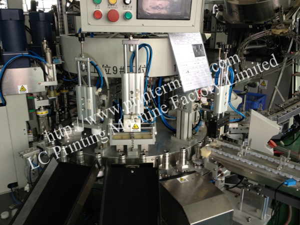 Full Automatic Bottle Cap Assembling Machine