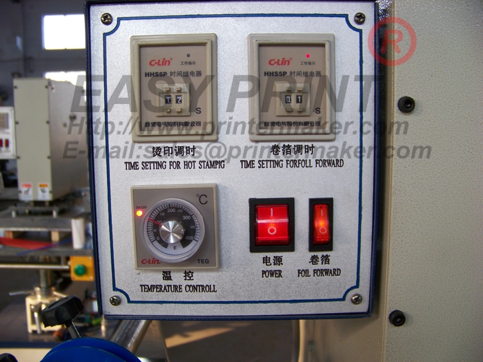 Number Code hot stamping machine on plastic sealing product