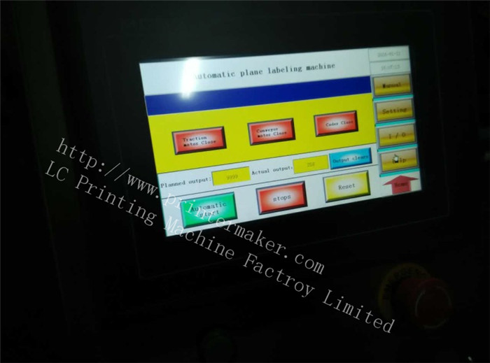 Automatic Flat Labeling Machine