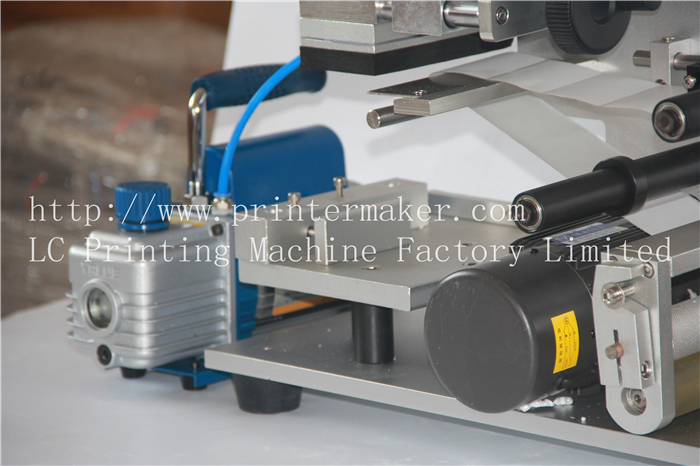 Economical Semi Auto Flat Labeling Machine