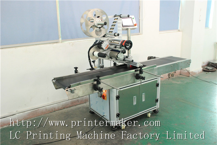 Automatic Flat Labeling Machine